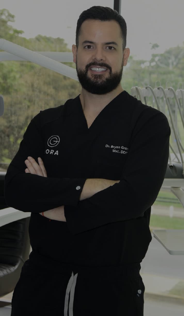 Dr. Bryan Granados Garro