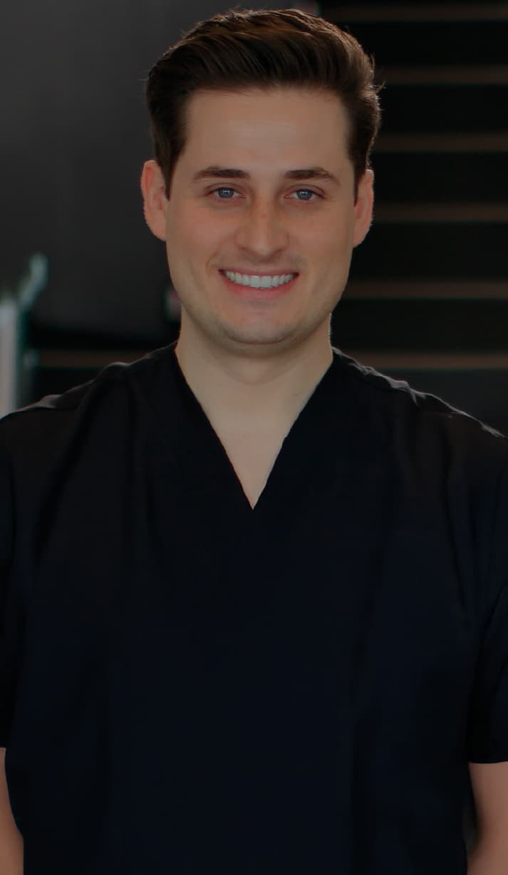 Dr. Carlos González Serrano